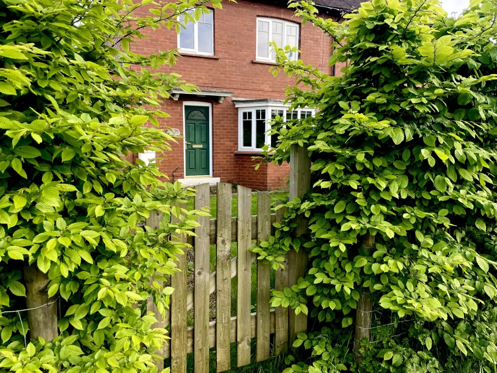 The Firs Holiday Home, dog friendly and near to the beach.