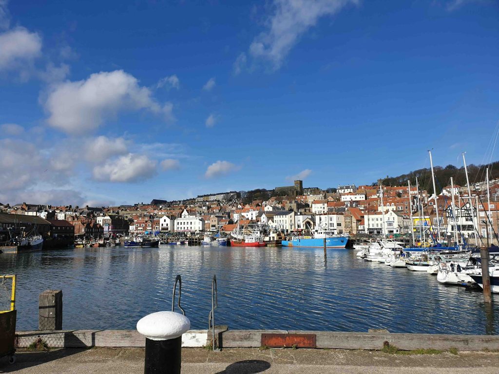Scarborough Harbour, perfect for a family holiday. Your holiday cottage in Yorkshire is waiting for you.